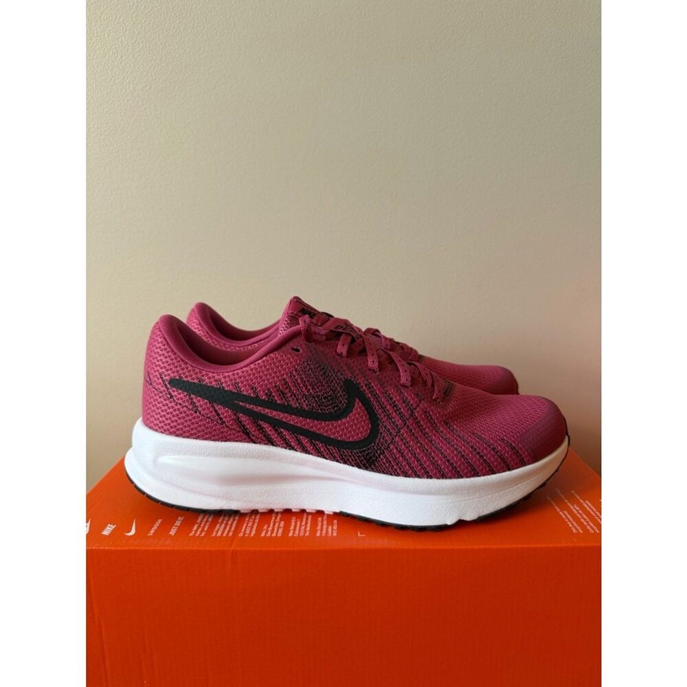 Nike Run Defy Beet Purple HM9593-603 Women’s Size 10.5